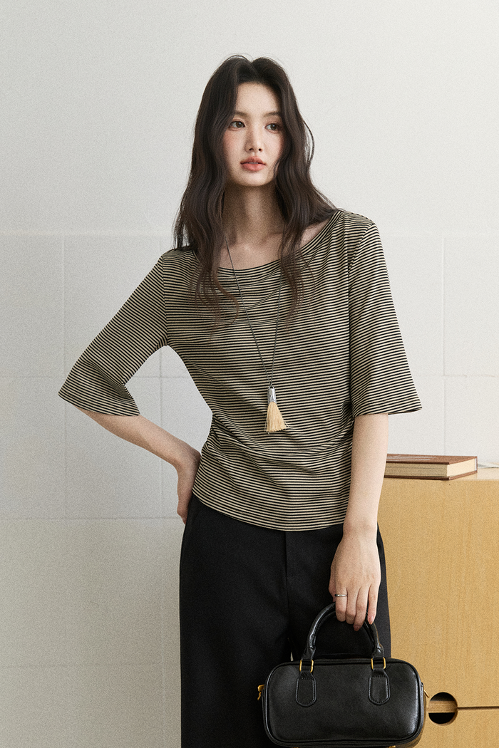 Mid-length Sleeve T-shirt for Women