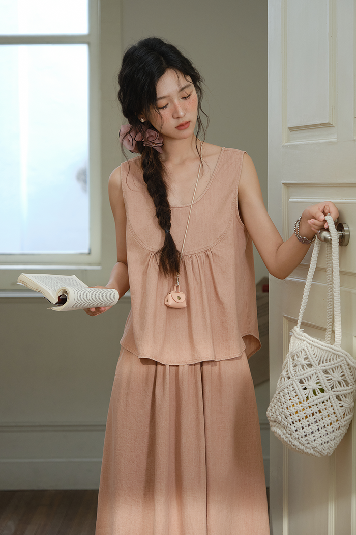 Blouse and Skirt Set