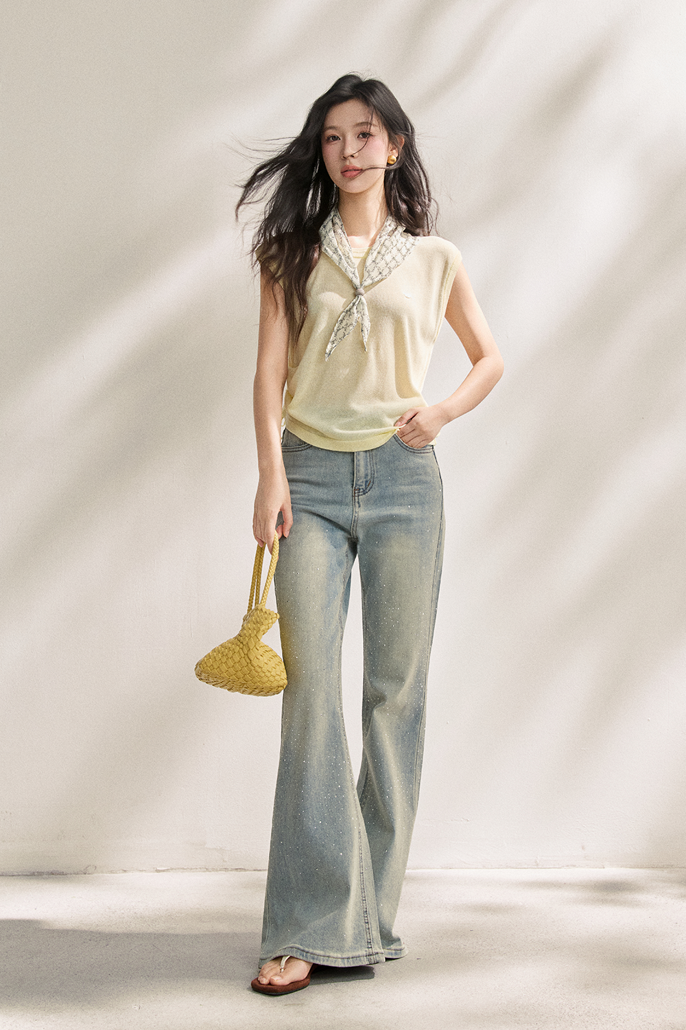 T-shirt+Silk Scarf for Women