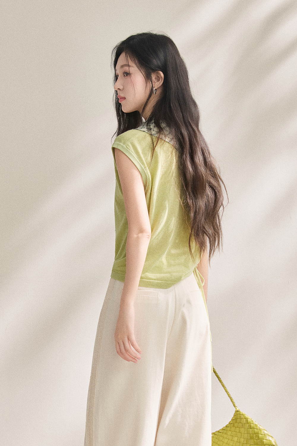 T-shirt+Silk Scarf for Women