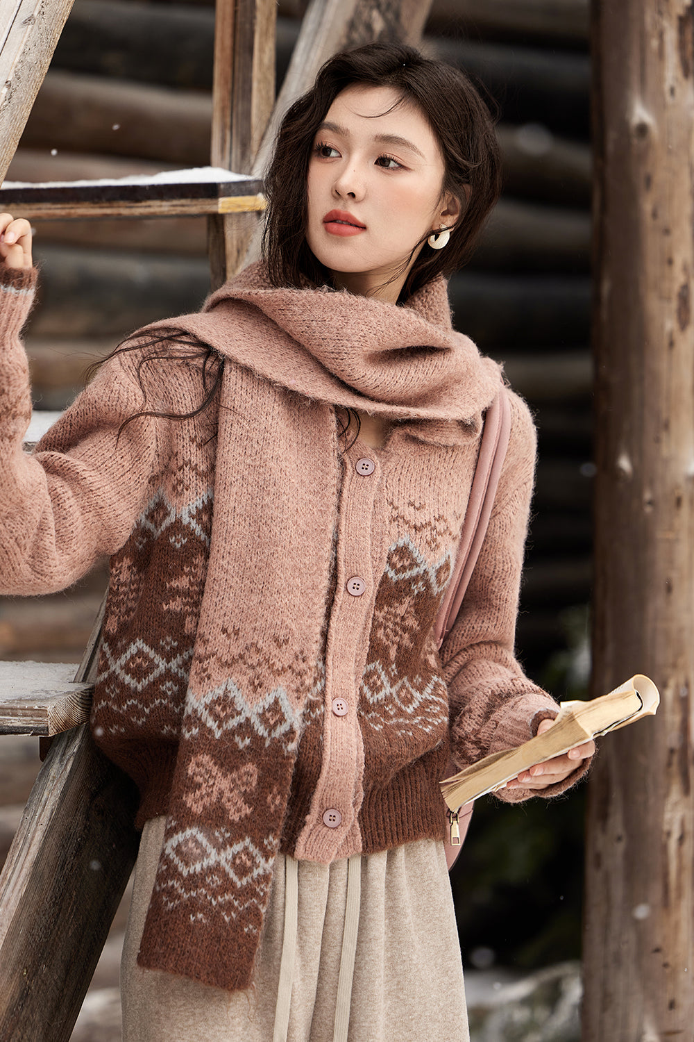 Knit Shirt+Scarf Sold separately