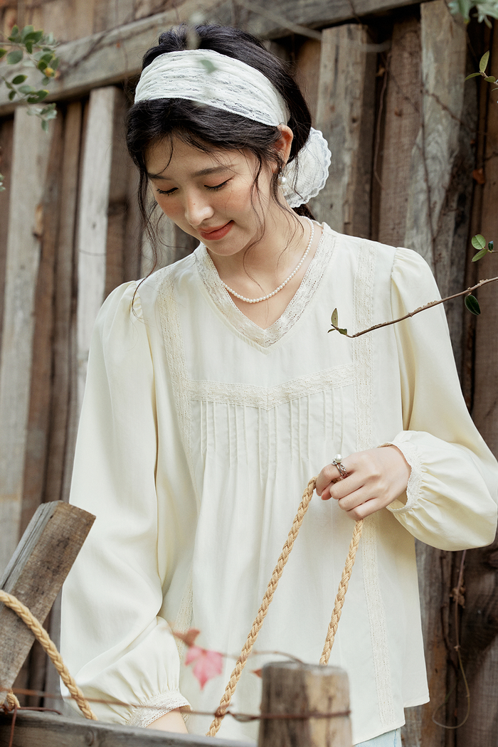 Blouses for Women