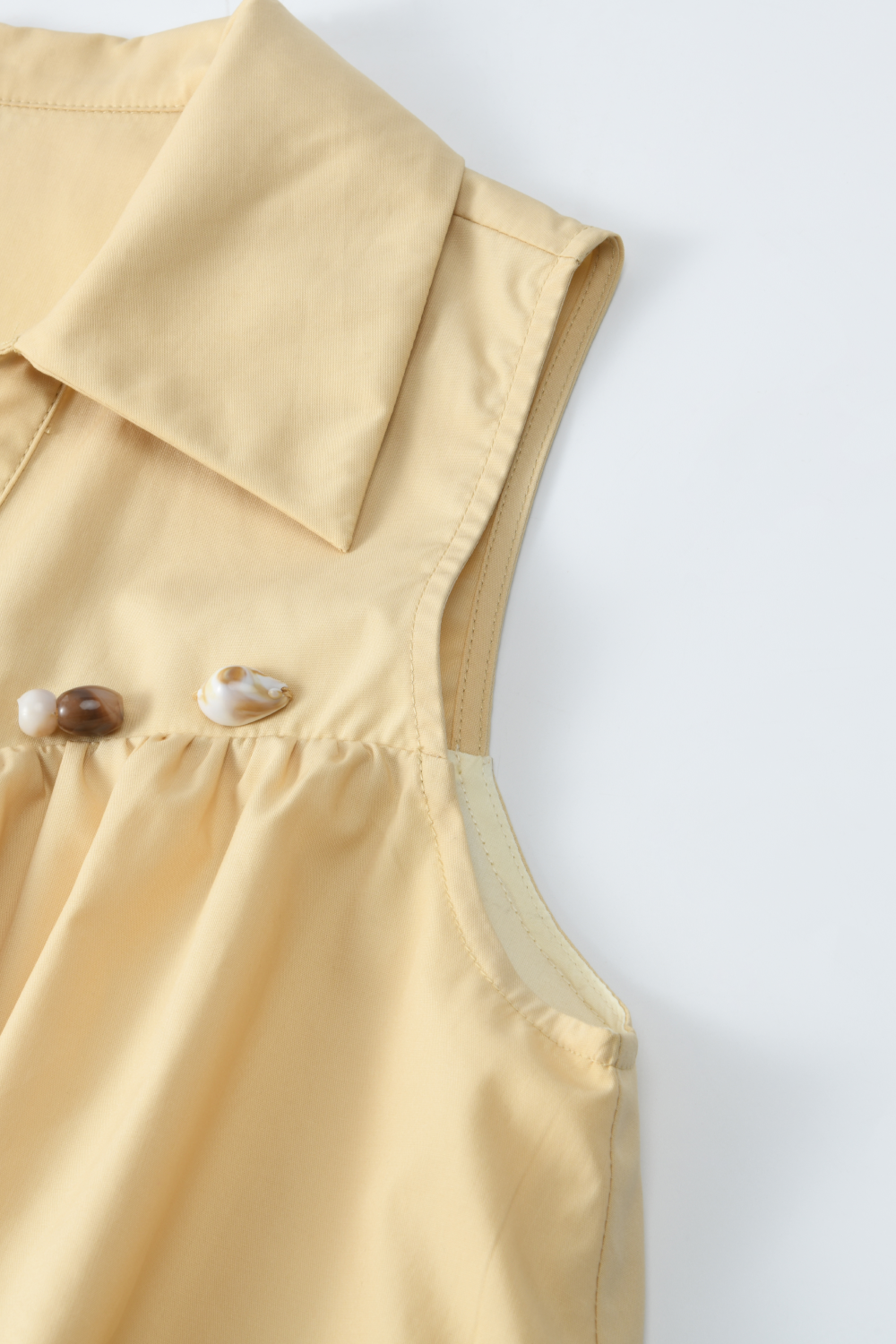Sleeveless Blouses for Women